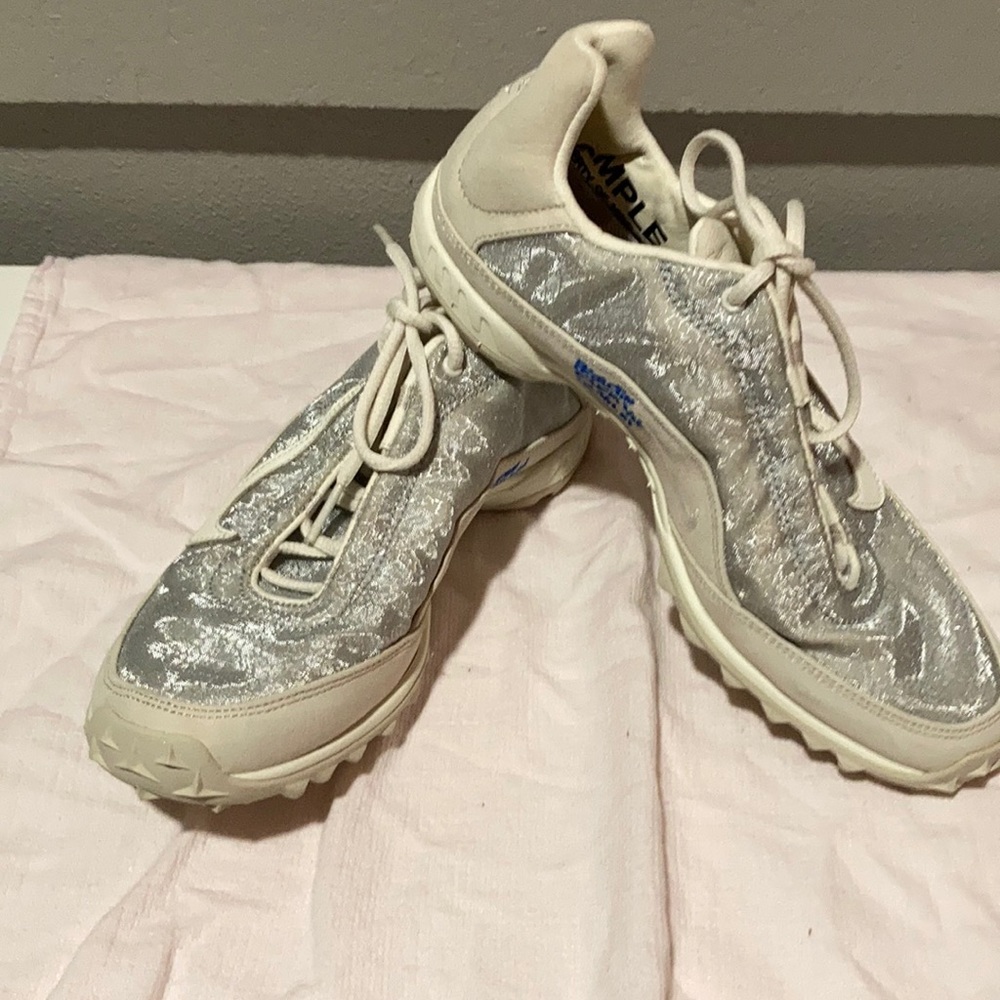 Nike Jana Track Shoes